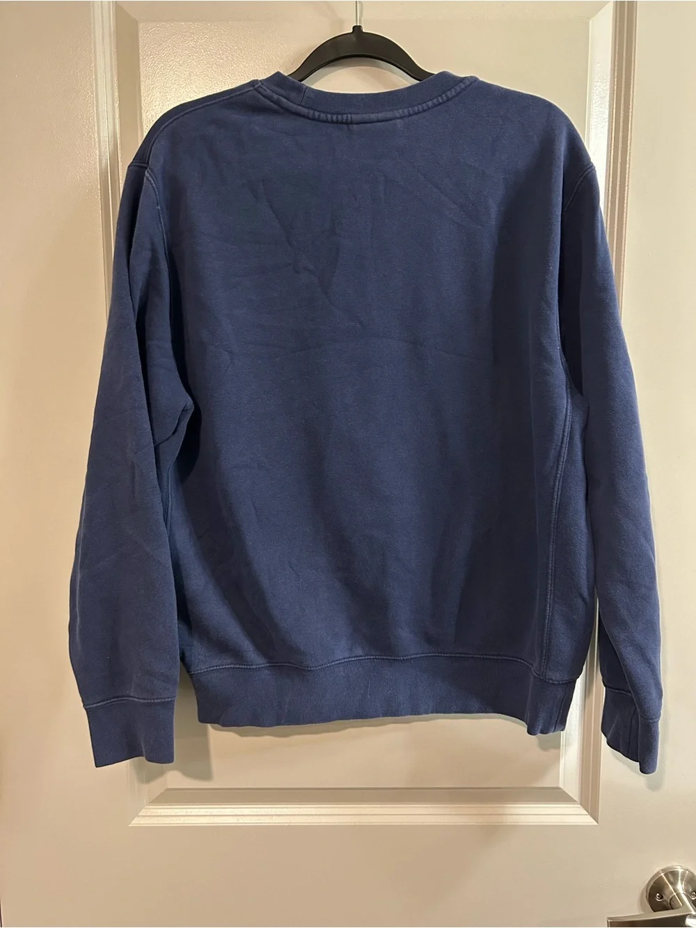 Nike Men's Navy Blue Crewneck Sweatshirt with White Logo - Picture 5 of 5